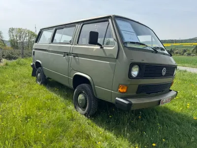 Second-hand VW Caravelle 69 CP (50 kW) 1992 Verde Van