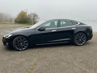 Gebraucht Tesla Model S 325 kW (443 PS) 2019 Schwarz Kleinwagen