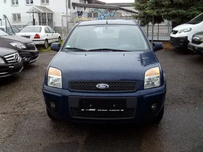 Gebraucht Ford Fusion Style 80 PS (58 kW) 2010 Blau Kleinwagen