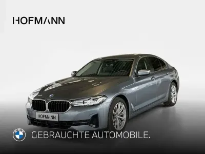 Używany BMW 520 Sport Line 190 KM (139 kW) 2021 Niebieski Sedan/Limuzyna