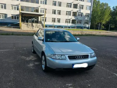 Gebraucht Audi A3 101 PS (74 kW) 1998 Silber Kleinwagen
