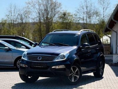 Gebraucht Ssangyong (KGM) Rexton 178 PS (130 kW) 2017 Blau SUV