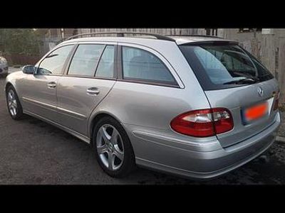 Gebraucht Mercedes E200 Avantgarde 204 PS (150 kW) 2005 Grau Kombi