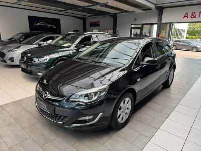 Gebraucht Opel Astra Exklusiv 136 PS (100 kW) 2016 Schwarz Kombi