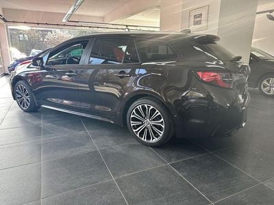 Gebraucht Toyota Corolla Team 152 PS (111 kW) 2020 Braun Limousine