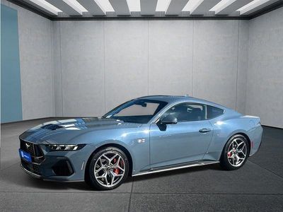 Neu Ford Mustang GT Fastback 446 PS (328 kW) 2025 Blau Coupé