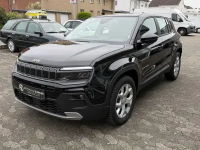 Usata Jeep Avenger Altitude 101 CV (74 kW) 2025 Nero SUV