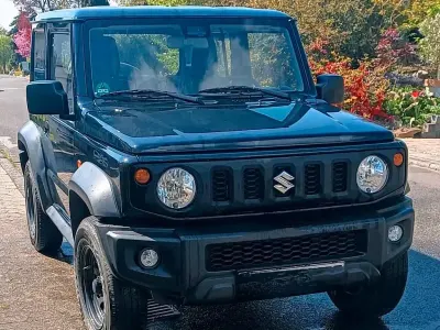 Gebraucht Suzuki Jimny Comfort 102 PS (75 kW) 2022 Schwarz SUV