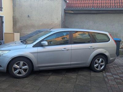 Silber Gebraucht 2008 Ford Focus Style Kombi | 1.200 € (Guter Preis)