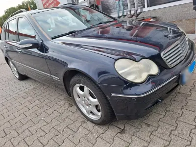 Gebraucht Mercedes C320 Classic 218 PS (160 kW) 2002 Blau Kombi