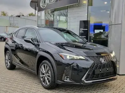 Ny Lexus UX 300h Sport Design Packet 199 HK (146 kW) 2025 Svart SUV