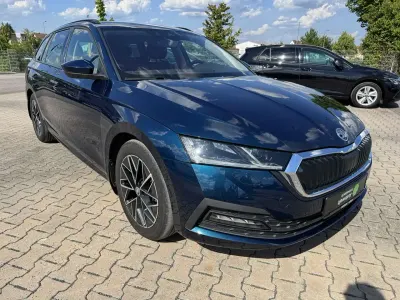 Gebraucht Skoda Octavia Ambition 150 PS (110 kW) 2023 Blau Kombi