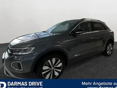 Używany VW T-Roc Goal 150 KM (110 kW) 2024 Szary SUV