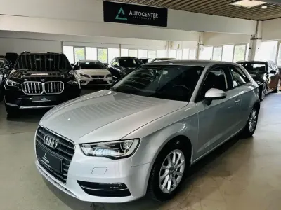 Używany Audi A3 Attraction 122 KM (89 kW) 2013 Srebrny Sedan/Limuzyna