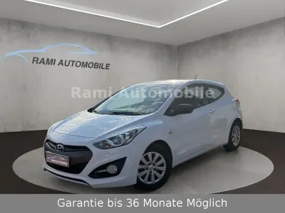 Gebraucht Hyundai i30 Trend 135 PS (99 kW) 2015 Weiß Coupé