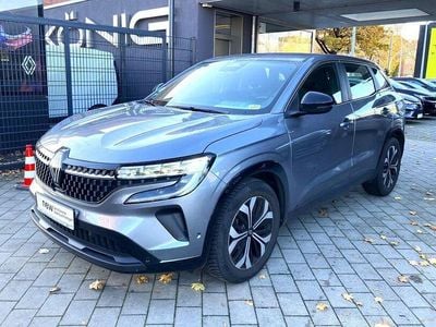 Second-hand Renault Austral Equilibre 140 CP (102 kW) 2023 Gri SUV