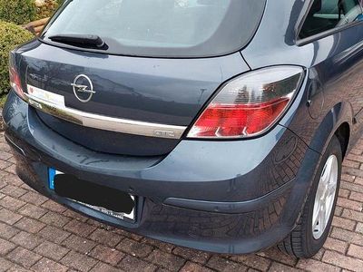 Gebraucht Opel Astra GTC 105 PS (77 kW) 2007 Blau Coupé