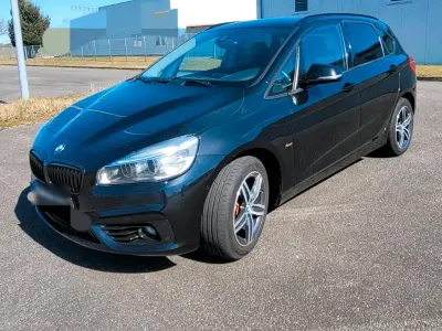 Gebraucht BMW 218 150 PS (110 kW) 2016 Schwarz Kombi