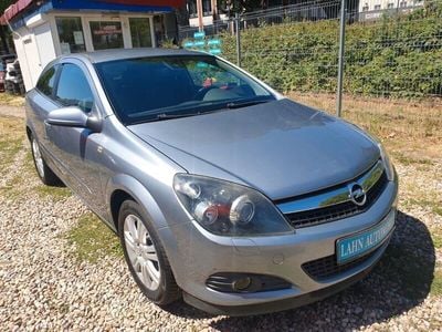 Opel Astra GTC