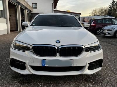 gebraucht BMW 530 d Touring/AHK/Stand.Hzg./M-Paket/Adap.Licht