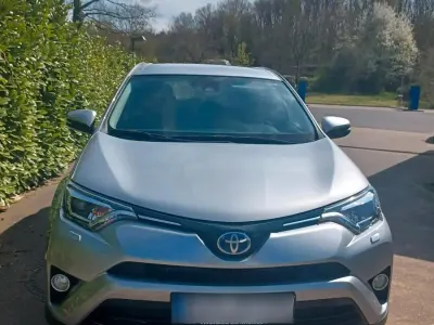 Gebraucht Toyota RAV4 Hybrid 197 PS (144 kW) 2017 SUV