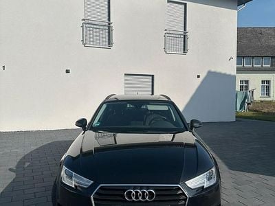 Gebraucht Audi A4 150 PS (110 kW) 2016 Schwarz Kombi