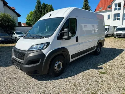 Gebraucht Fiat Ducato 140 PS (102 kW) 2023 Weiß Van