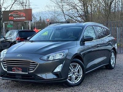 Gebraucht Ford Focus Cool & Connect 120 PS (88 kW) 2021 Grau Limousine