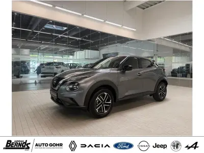 Neu Nissan Juke N-Connecta 114 PS (83 kW) 2025 Grau SUV