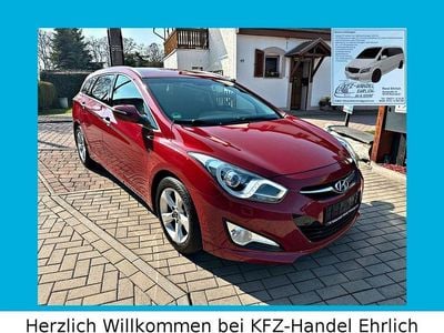 Gebraucht Hyundai i40 Style 136 PS (100 kW) 2014 Rot Kombi