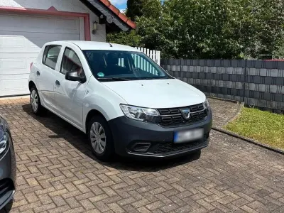 Gebraucht Dacia Sandero Essentiel 73 PS (53 kW) 2019 Weiß Limousine