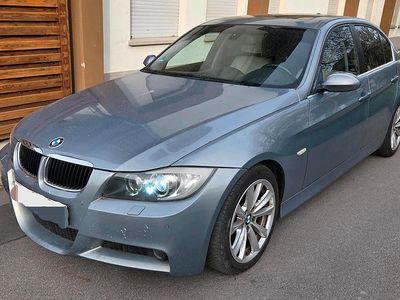 Usata BMW 325 218 CV (160 kW) 2005 Blu Berlina