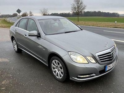 Gebraucht Mercedes E220 170 PS (125 kW) 2010 Silber Limousine