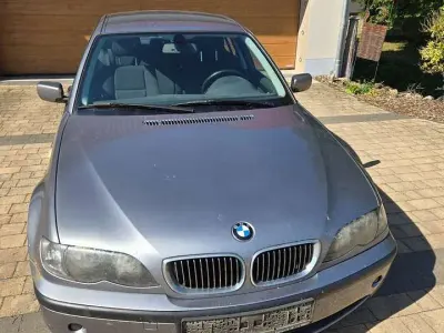 Gebraucht BMW 118 122 PS (89 kW) 2004 Silber Kleinwagen