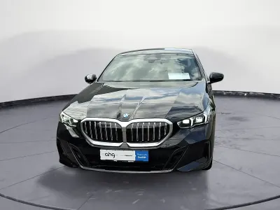 Gebraucht BMW 520 M Sport 197 PS (144 kW) 2025 Schwarz Limousine