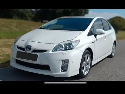 Używany Toyota Prius 136 KM (100 kW) 2010 Biały Hatchback