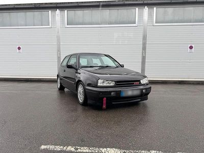 Second-hand VW Golf III 174 CP (127 kW) 1993 Negru Hatchback
