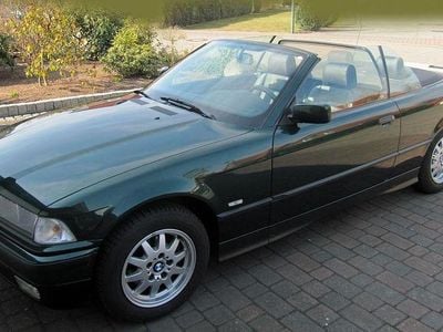 Gebraucht BMW 320 Cabriolet 150 PS (110 kW) 1998 Grün Cabrio