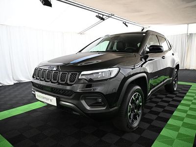 Gebraucht Jeep Compass Trailhawk 241 PS (177 kW) 2024 Schwarz SUV