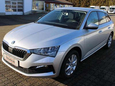 Gebraucht Skoda Scala Ambition 116 PS (85 kW) 2019 Brilliantsilber metallic Kleinwagen