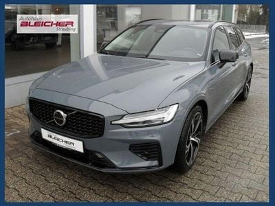 Grau Gebraucht 2023 Volvo V60 Ultimate Kombi | 39.990 € (Fairer Preis)