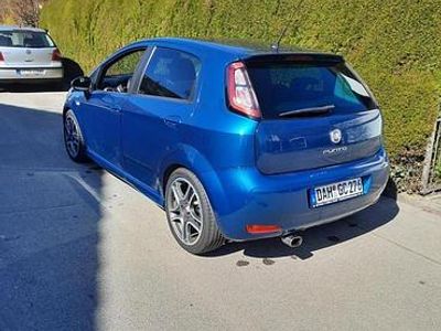 Gebraucht Fiat Grande Punto 135 PS (99 kW) 2012 Grün Kleinwagen