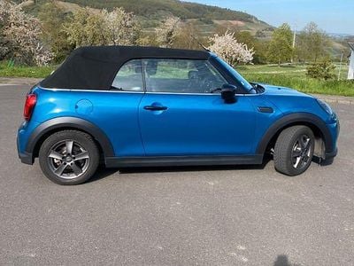 Gebraucht Mini Cooper Classic 136 PS (100 kW) 2023 Blau Kleinwagen
