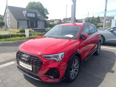 Gebraucht Audi Q3 S-Line 230 PS (169 kW) 2019 Rot SUV