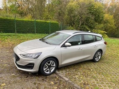 Gebraucht Ford Focus 125 PS (91 kW) 2022 Polarsilber metallic Kombi