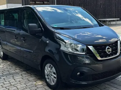 Gebraucht Nissan NV300 145 PS (106 kW) 2017 Schwarz Van