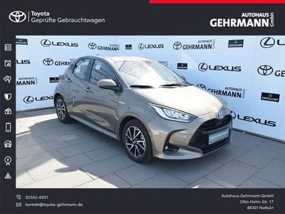 gebraucht Toyota Yaris Hybrid Club*Navi*