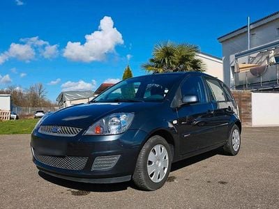 Gebraucht Ford Fiesta 70 PS (51 kW) 2008 Blau Kleinwagen