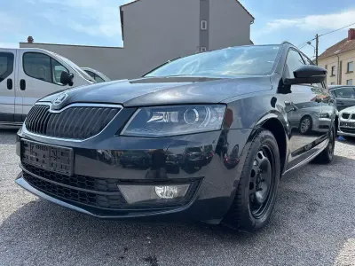 Gebraucht Skoda Octavia Joy 116 PS (85 kW) 2016 Cerna magic/black magic Kombi