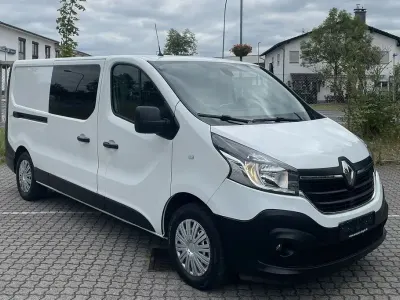Gebraucht Renault Trafic 145 PS (106 kW) 2021 Weiß Van / Kleinbus